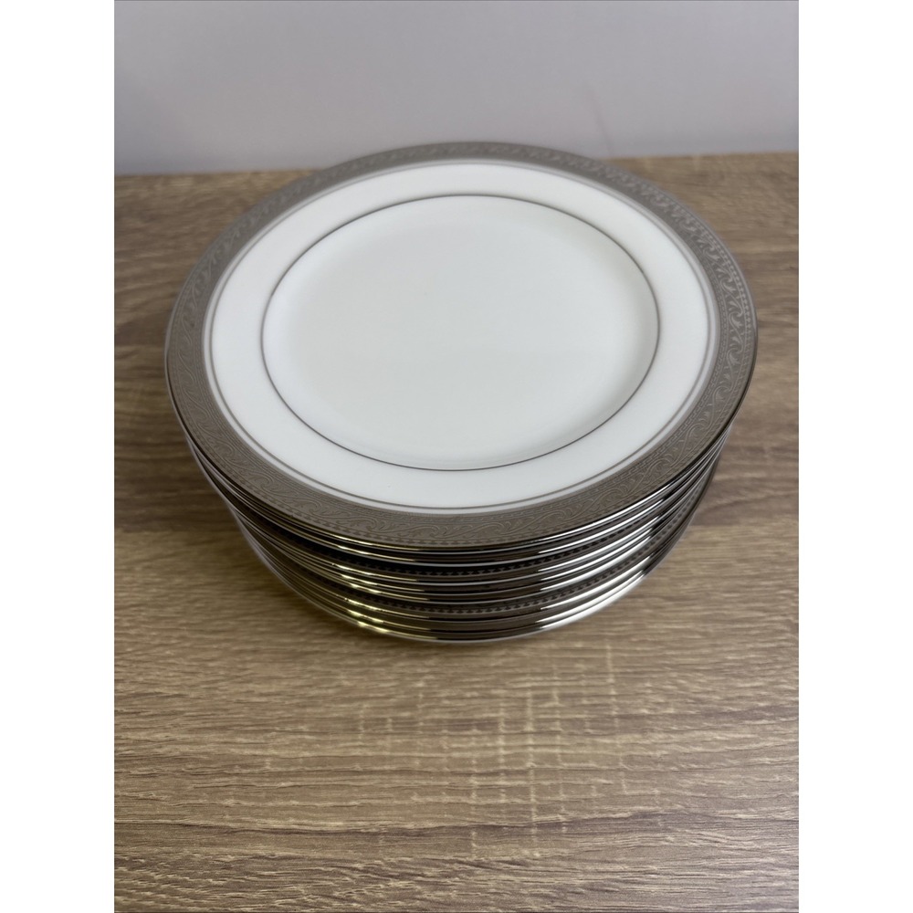 Set of 8 Legendary Noritake Crestwood Platinum 4166 Bread & Butter Plates 6.25"